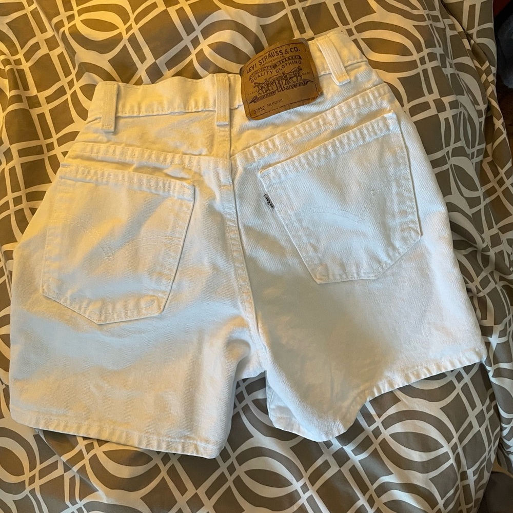 Levi's White Denim Shorts buy 1 get 1